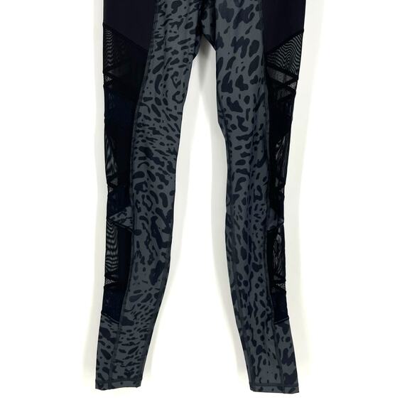 Lululemon Just Breathe Pant 30" Animal Swirl Deep Coal Black Size 8 - Picture 4 of 12